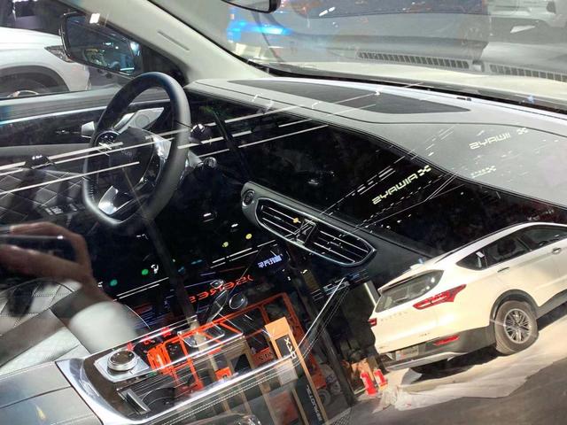 广州车展探营：提供5/6/7座车型 捷途X95中型SUV